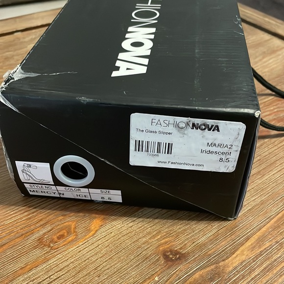 Fashion Nove- The Glass Slipper Maria2 - Picture 10 of 11